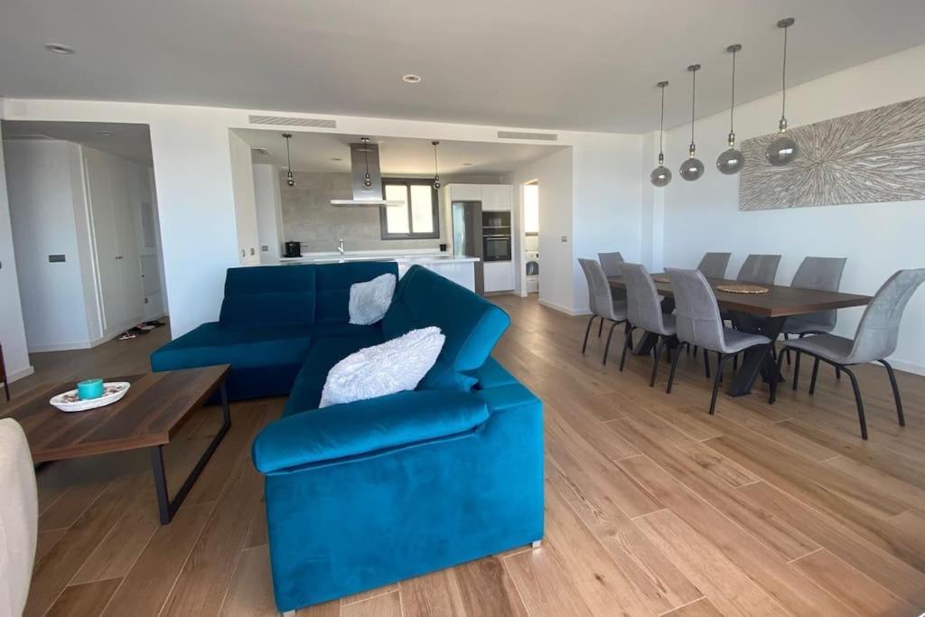 Luxurious Penthouse With Huge Panoramic Terrace Leilighet San Roque  Eksteriør bilde