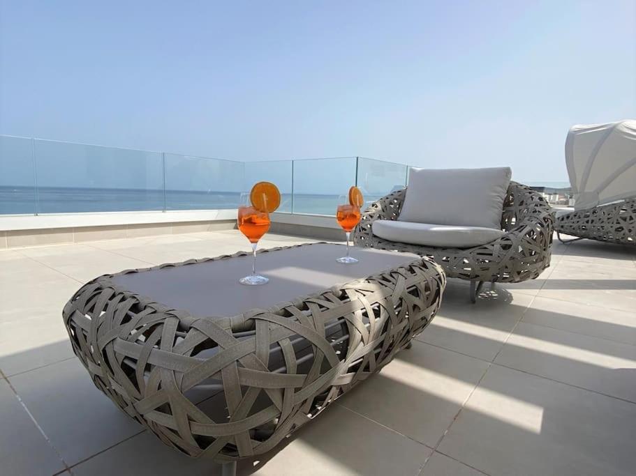 Luxurious Penthouse With Huge Panoramic Terrace Leilighet San Roque  Eksteriør bilde